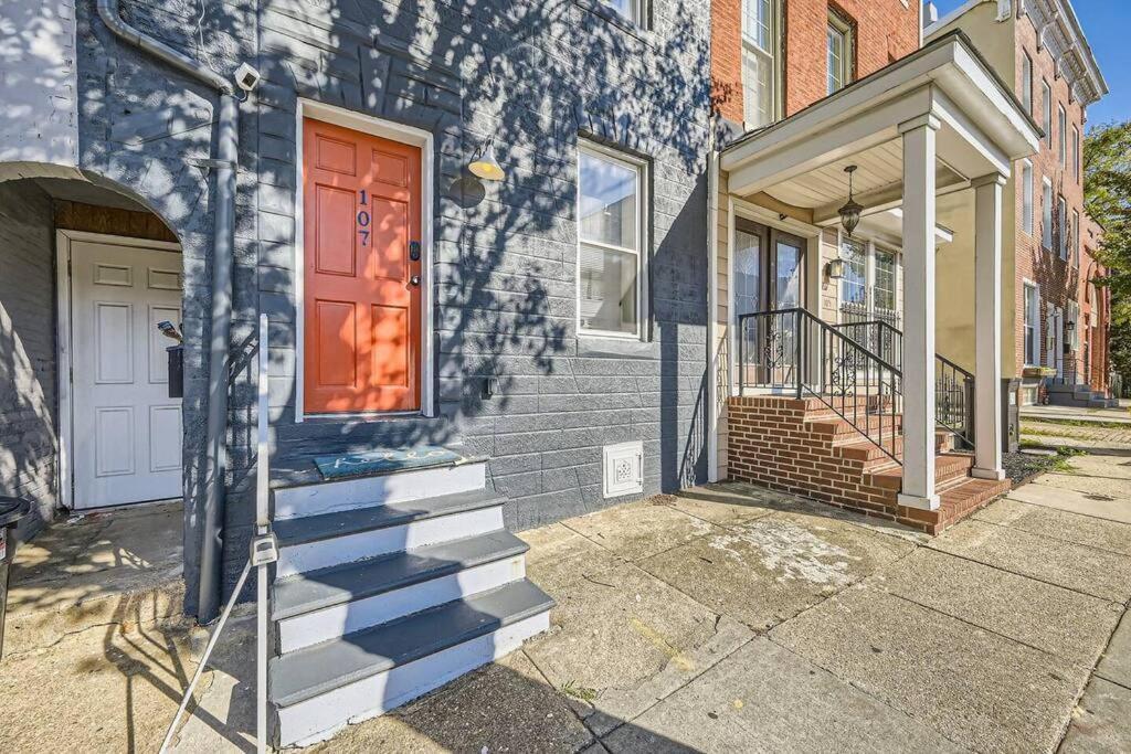 Apartment Beauty! Johns Hopkins! 3 Bedroom
